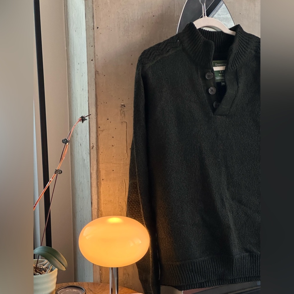 Wool blend pullover